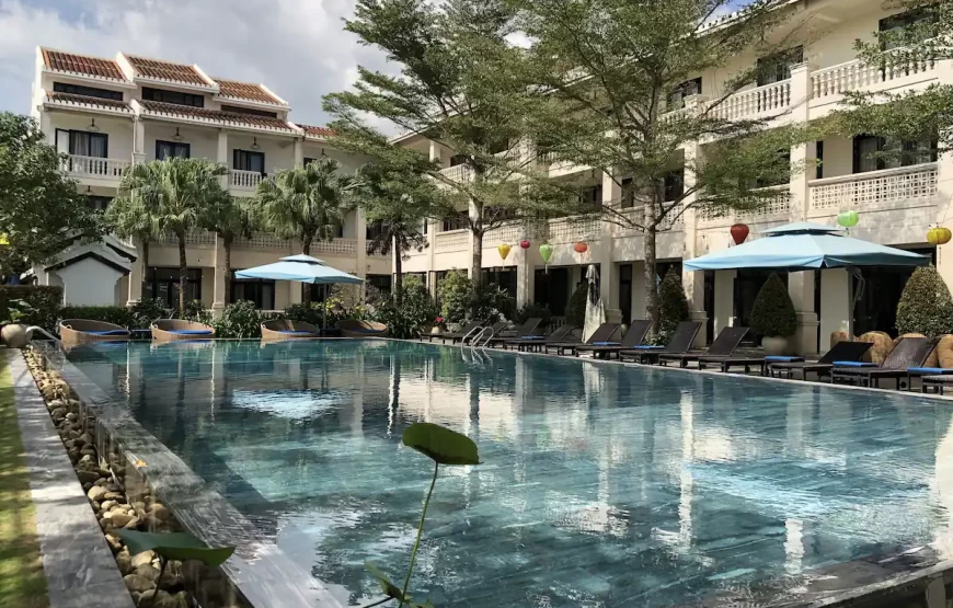 Khách sạn Thanh Bình Riverside